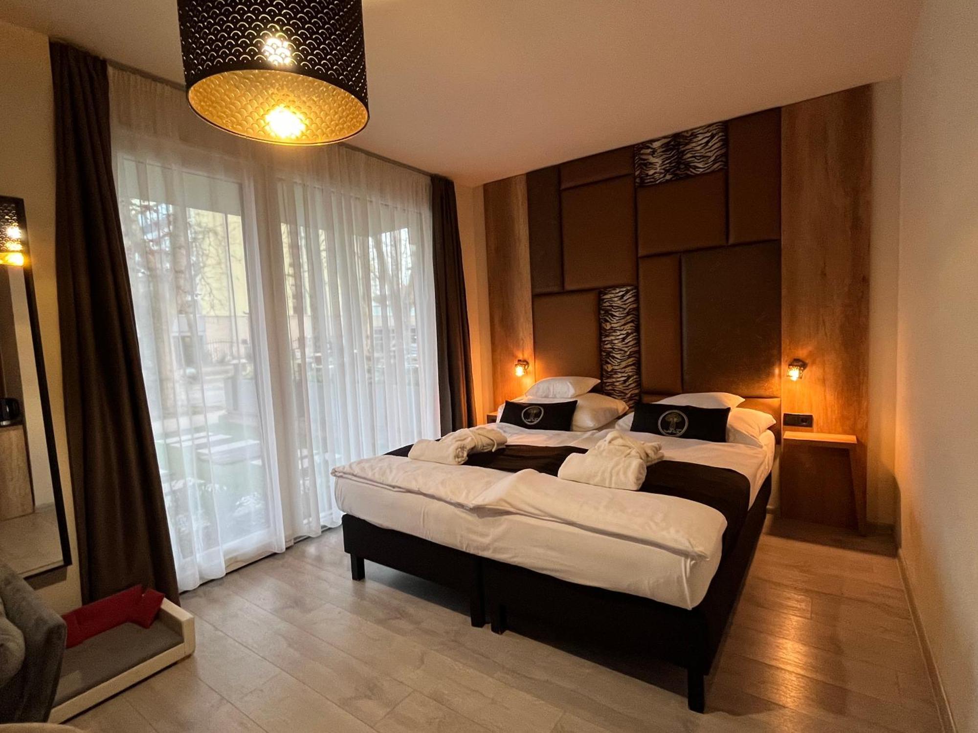 Baobab Suites Siófok Exteriér fotografie
