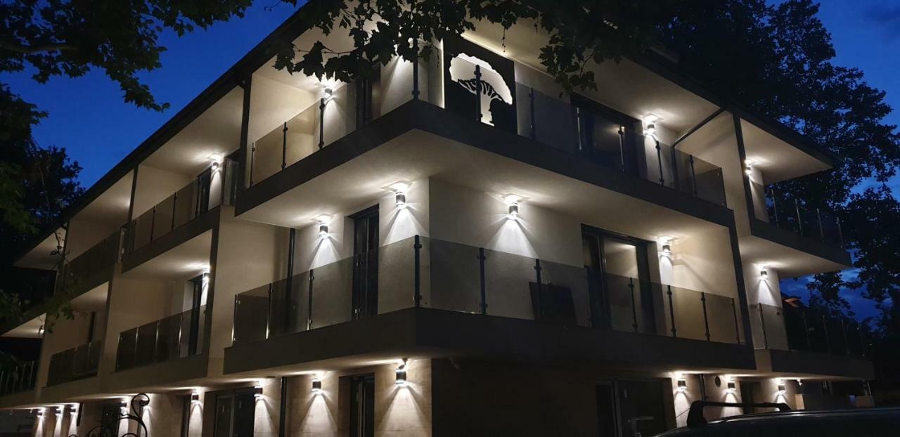 Baobab Suites Siófok Exteriér fotografie